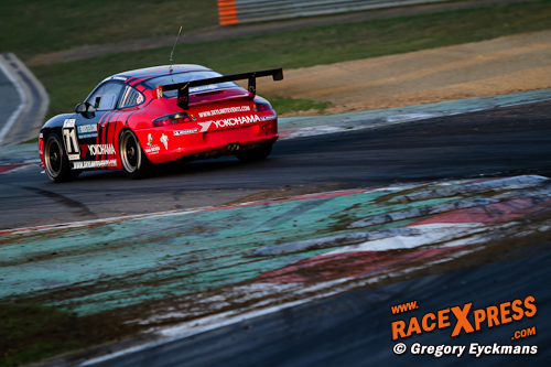 Skylimit Yokohama Porsche 996 Cup (photo: Gregory Eyckmans)